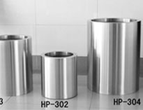 成都廚房設備廠家告訴你廚具中的201和304那個好，應該如何區(qū)分