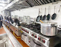 廚房設備生產(chǎn)廠家和你聊聊商用廚房工程規(guī)劃設計需要考慮的問題