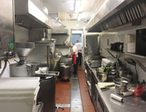 成都廚房設備生產(chǎn)廠家告訴你火鍋店廚房抽排系統(tǒng)設計