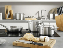 四川廚房設備生產廠家和你聊聊家用和商用廚房設備的保養(yǎng)維修措施