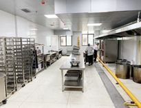 學校廚具廚房設(shè)備廠家和你聊聊商用廚房抽排系統(tǒng)如何降低噪音