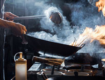 成都酒店廚房設備生產(chǎn)廠家告訴廚房油煙產(chǎn)生的原因