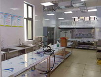 宜賓食堂廚房設(shè)備供應商告訴你如何利用好商用廚房的幾個工作時間